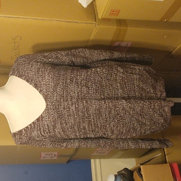 SO Sweaters - 🟢/$3 SO open back sweater